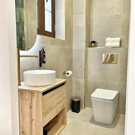Tennessee Petit Apartment Malaga